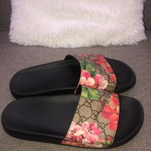 GG Bloom supreme slides